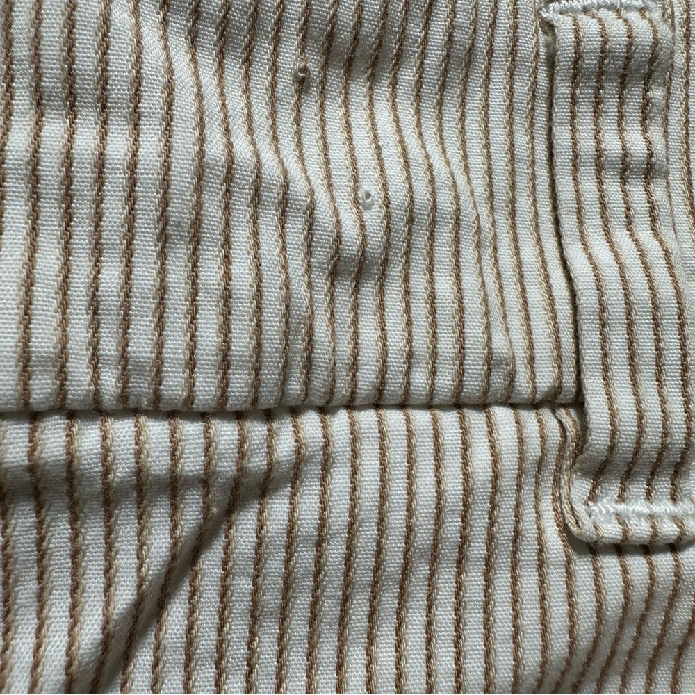 TOMMY HILFIGER Beige Pinstripe Hampton Preppy Chino Bermuda Shorts - Picture 9 of 9